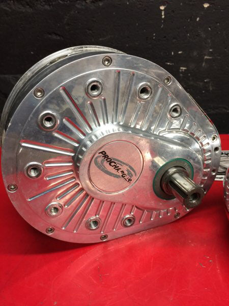 Cargue la imagen en el visor de la galería, Clean Polished ProCharger F1R Supercharger