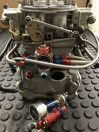 Cargue la imagen en el visor de la galería, Weiand BBC 9.8” Deck Tunnel Ram Manifold with Dual Holley 1050 Dominators and Complete NOS Single Stage Fogger System