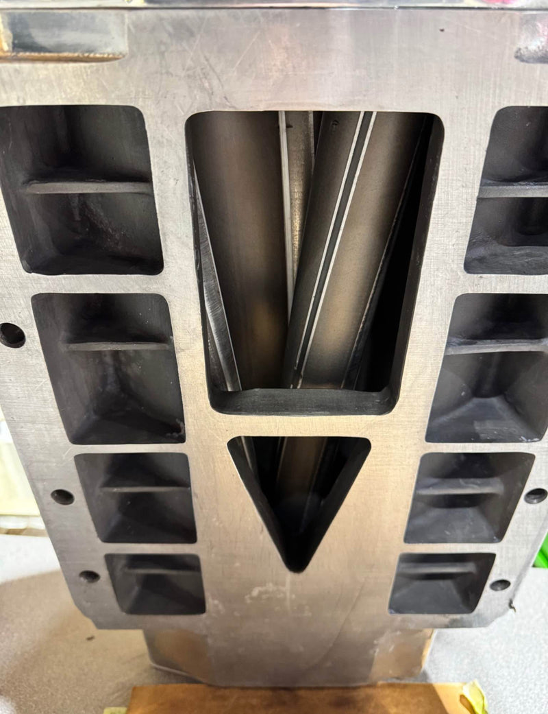 Load image into Gallery viewer, NEW TBS 1471 Blower with Delta Opening
