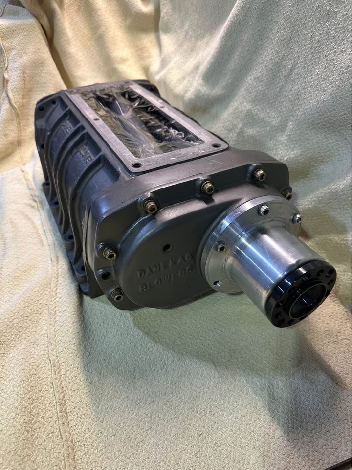 Load image into Gallery viewer, Vintage Danekas 6-71 Blower - A Drag Racing Legend
