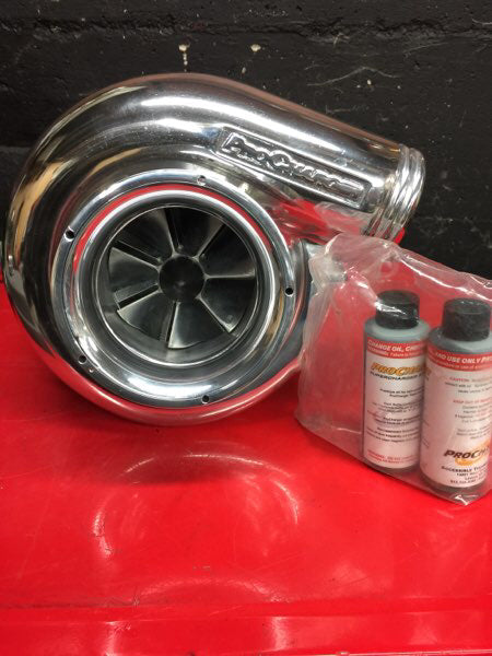 Cargue la imagen en el visor de la galería, Clean Polished ProCharger F1R Supercharger
