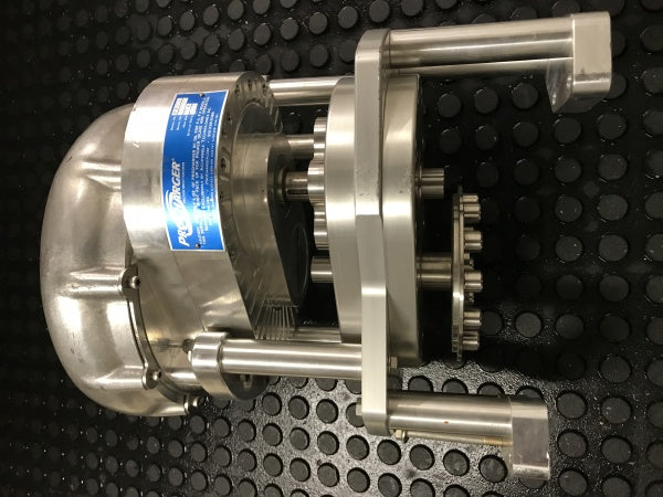 Load image into Gallery viewer, New ProCharger F-3R-136 Supercharger System W/ SCS Geardrive for BBC
