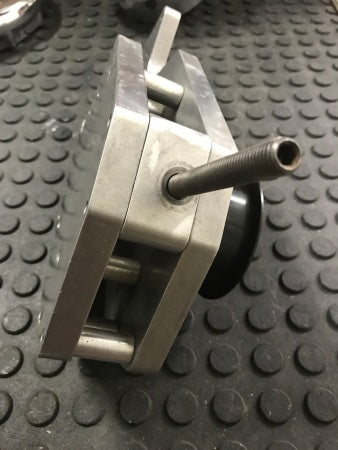 Cargue la imagen en el visor de la galería, F2 ProCharger with a Polished Volute / V-Band Housing
