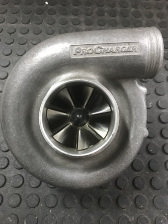 Load image into Gallery viewer, ProCharger F1R Head Unit: Standard Rotation with 2:00 Oiling for BBC Applications
